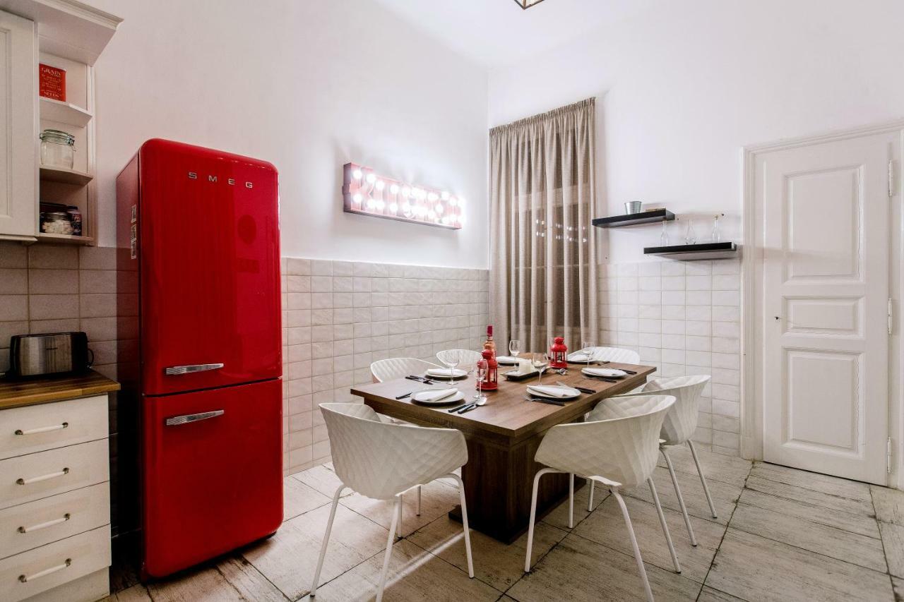 Kz5 Apartment In Kazinczy Street Budapest Exteriör bild