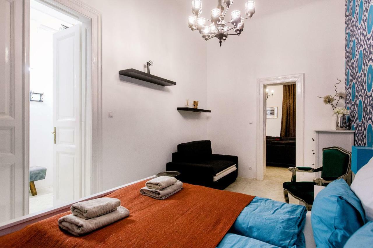 Kz5 Apartment In Kazinczy Street Budapest Exteriör bild