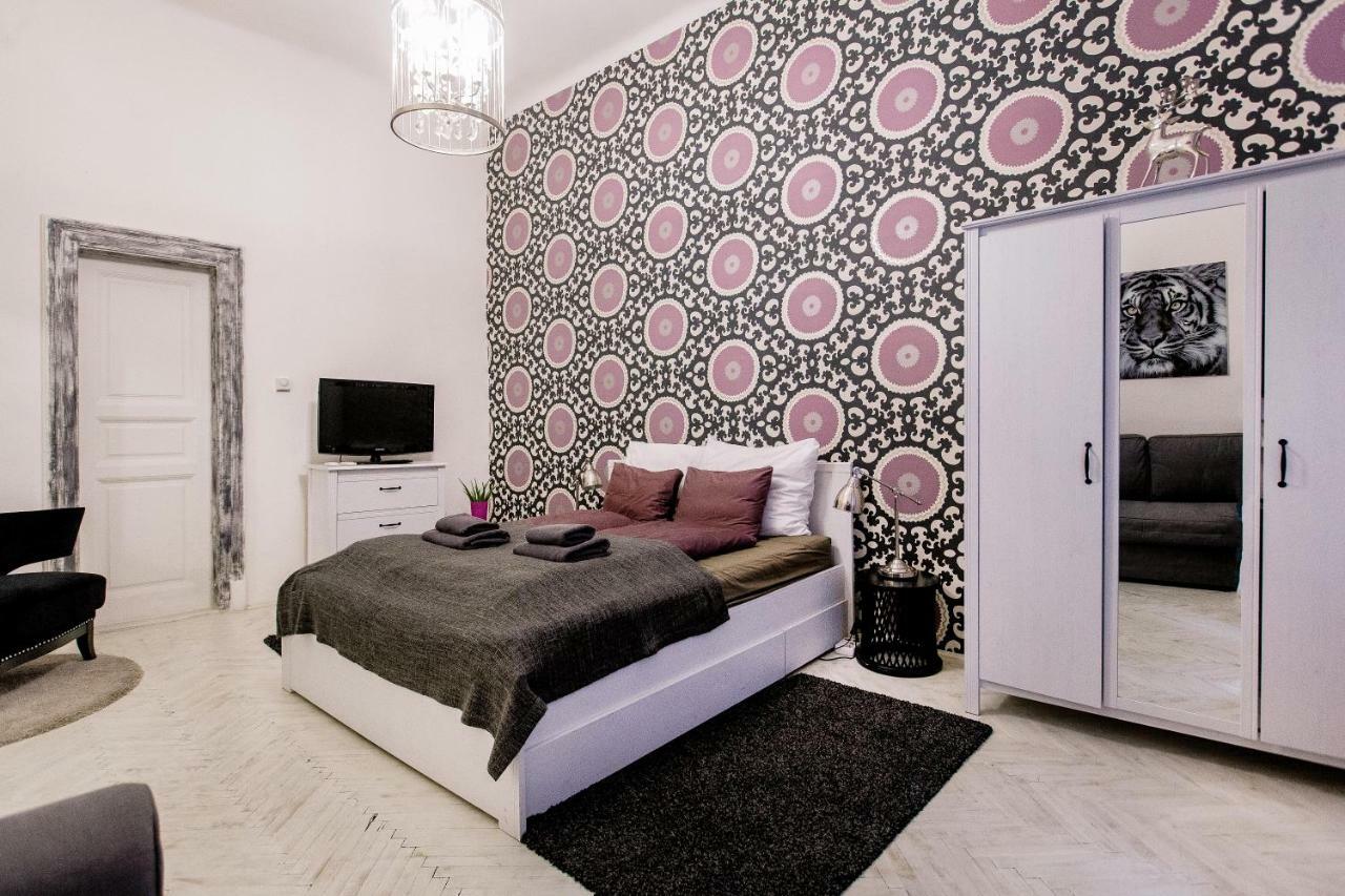 Kz5 Apartment In Kazinczy Street Budapest Exteriör bild